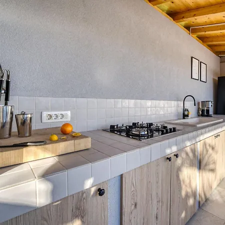 Palma-2 By Interhome * Lovran