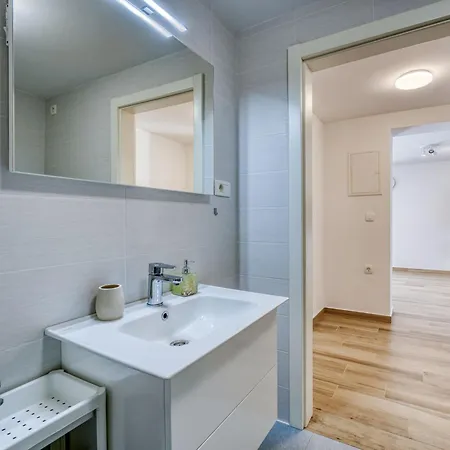 Palma-2 By Interhome